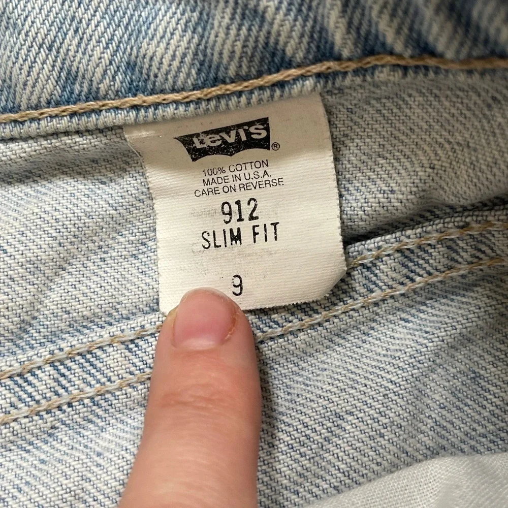 Levi's Light Wash Denim Jean Shorts - Light Blue